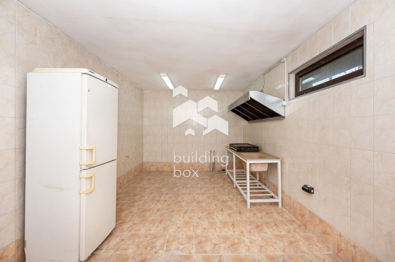 Продава  Хотел област Пазарджик , гр. Батак , 630 кв.м | 71590221 - изображение [16]