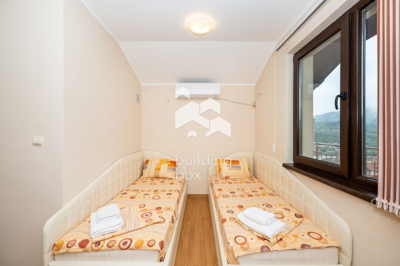 Продава  Хотел област Пазарджик , гр. Батак , 630 кв.м | 71590221 - изображение [9]