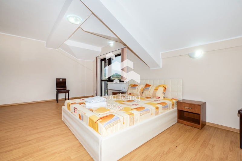 Продава  Хотел област Пазарджик , гр. Батак , 630 кв.м | 71590221 - изображение [7]
