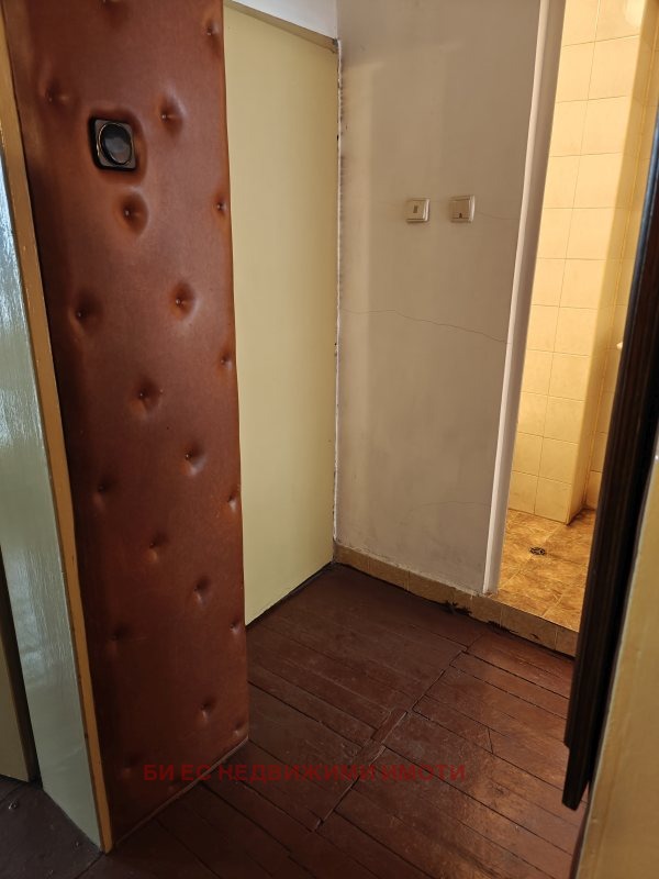 Продава ЕТАЖ ОТ КЪЩА | Imot.bg — изображение 5