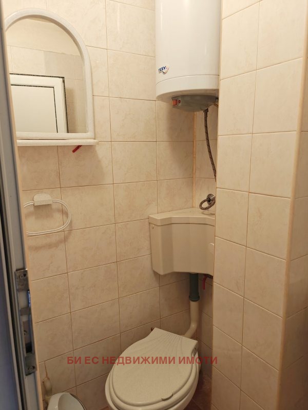 Продава ЕТАЖ ОТ КЪЩА | Imot.bg — изображение 8