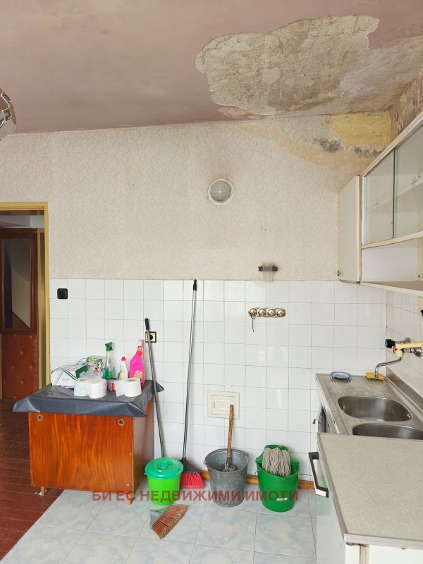 Продава ЕТАЖ ОТ КЪЩА | Imot.bg — изображение 10