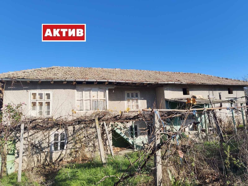 Продава КЪЩА в град Търговище, Боровец - 120 кв.м / 22 500 € » 44 006.18 лв., АКТИВ ИМОТИ