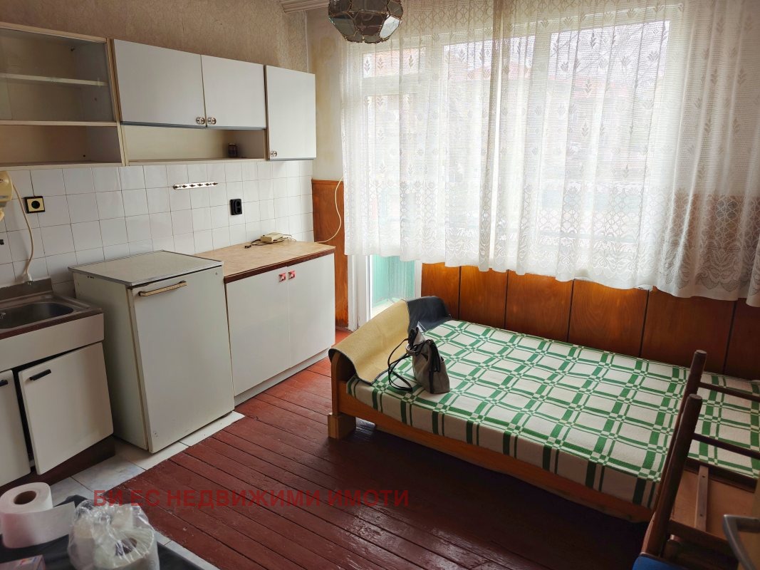 Продава ЕТАЖ ОТ КЪЩА | Imot.bg — изображение 6