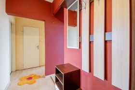 2 quartos Liulin 8, Sofia 11