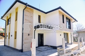 Casa Izgrev, regione Blagoevgrad 1