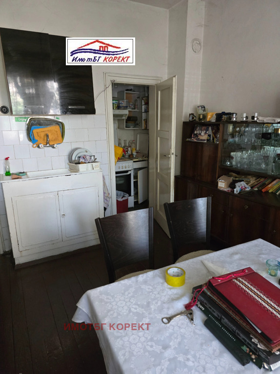De vânzare  2 dormitoare Sofia , Țentâr , 96 mp | 34035140 - imagine [2]