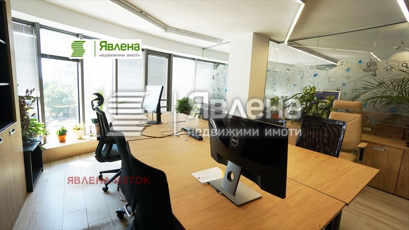 Продава ОФИС, гр. София, Медицинска академия, снимка 16 - Офиси - 51135178