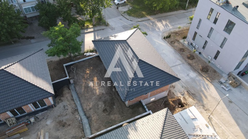 Myytävänä  Talo Pleven , Družba 2 , 192 neliömetriä | 80985755 - kuva [5]