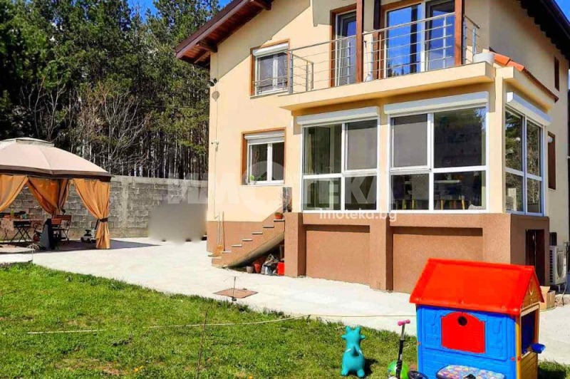 Продава КЪЩА, гр. София, с. Войнеговци, снимка 14 - Къщи - 49540728