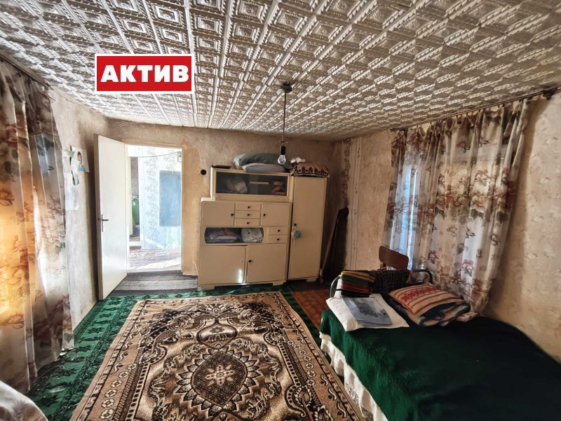 Продава КЪЩА, гр. Търговище, Боровец, снимка 9 - Къщи - 52741022