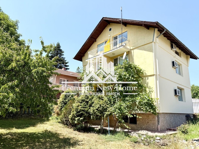 Продава БИЗНЕС ИМОТ, с. Безден, област София област