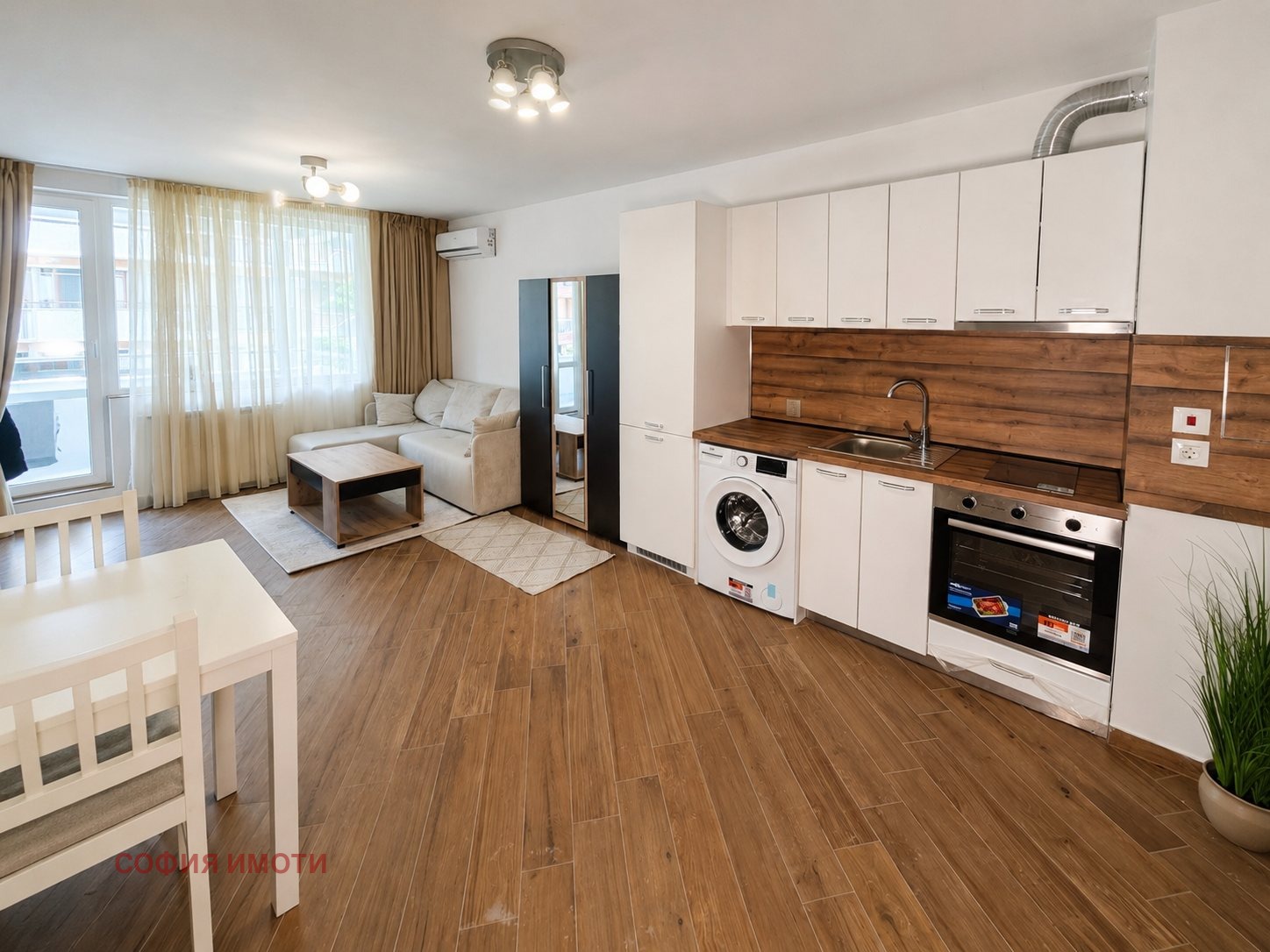 Продава 1-СТАЕН, гр. София, Център, снимка 5 - Апартаменти - 54669791