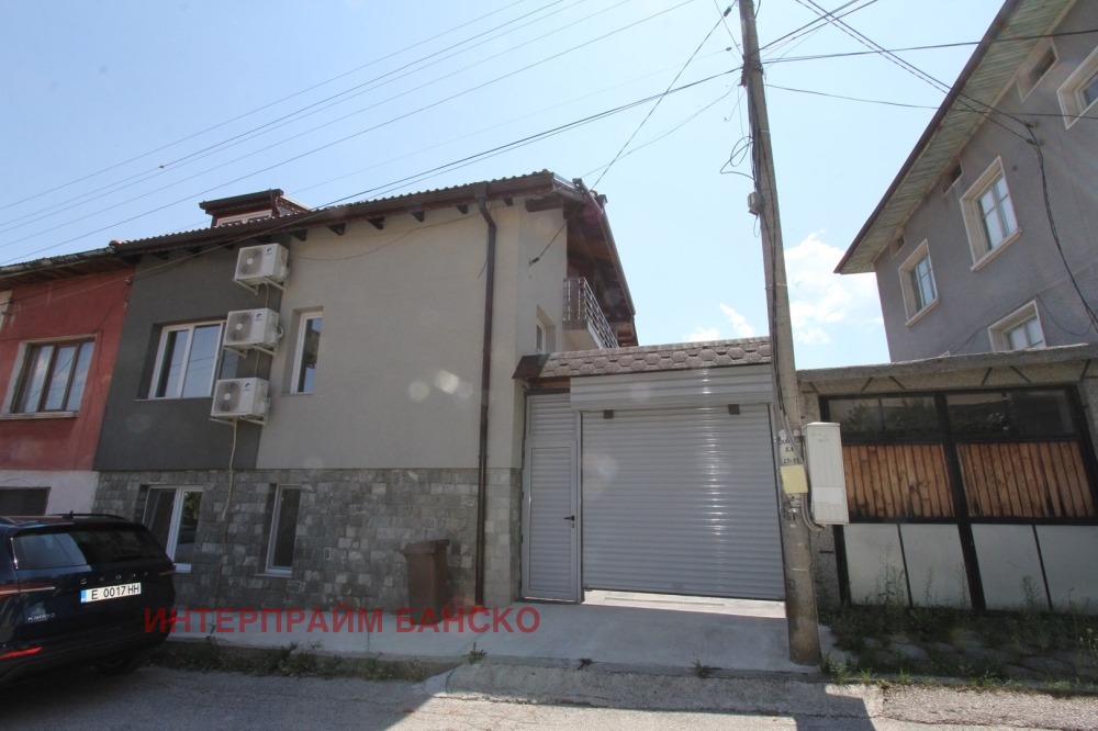 Продава КЪЩА, гр. Добринище, област Благоевград, снимка 2 - Къщи - 51376186