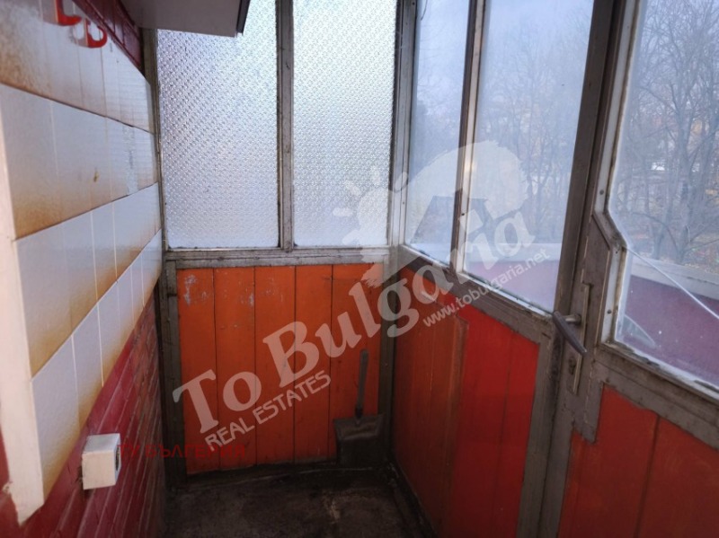 Продава 2-СТАЕН, гр. Велико Търново, Център, снимка 9 - Апартаменти - 52509416