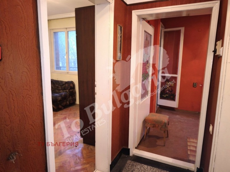 Продава 2-СТАЕН, гр. Велико Търново, Център, снимка 4 - Апартаменти - 52509416