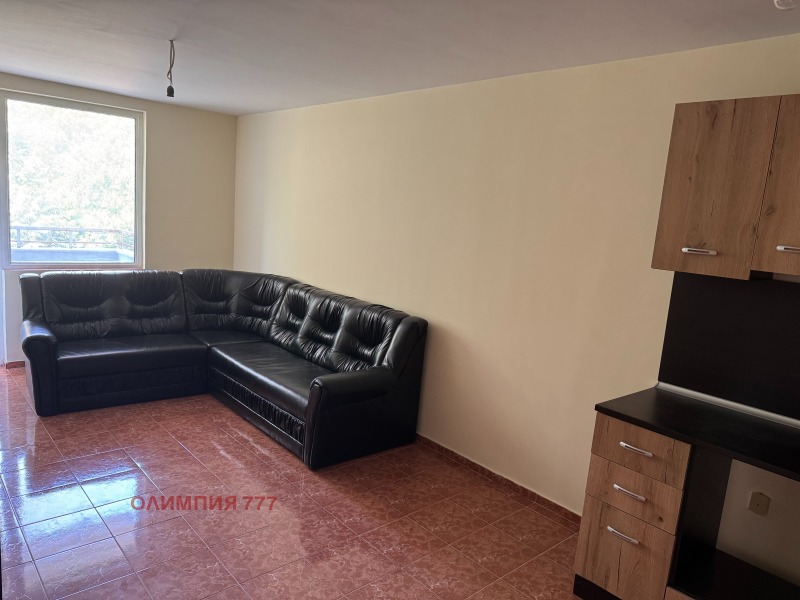 Eladó  2 hálószobás Pleven , Sirok centar , 90 négyzetméter | 73073072 - kép [2]