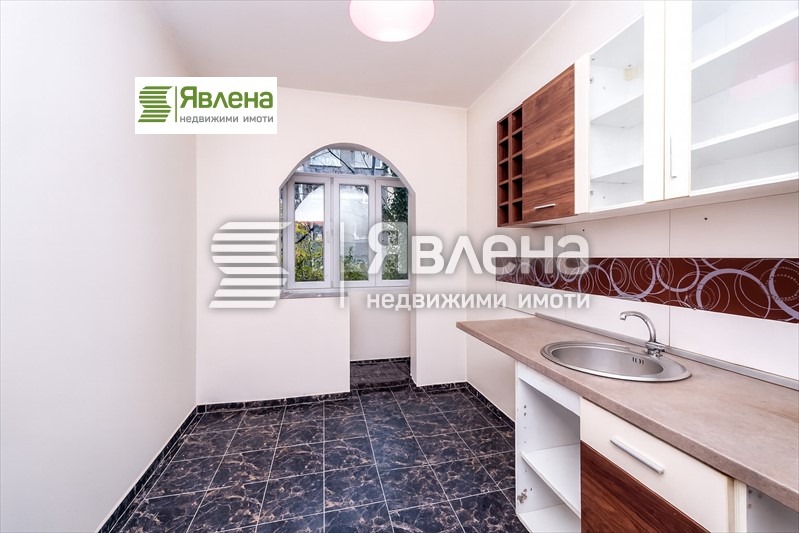 Продава 3-СТАЕН, гр. София, Център, снимка 10 - Апартаменти - 53001658