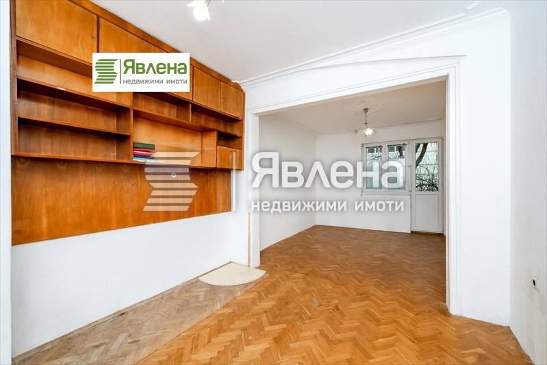 Продава 3-СТАЕН, гр. София, Център, снимка 2 - Апартаменти - 53001658