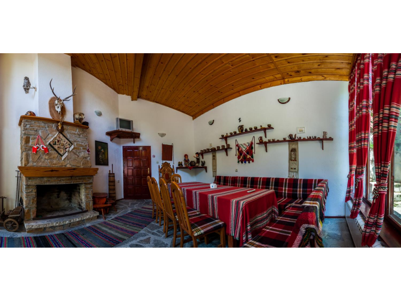 Продава ХОТЕЛ, с. Беден, област Смолян, снимка 4 - Хотели - 52788027