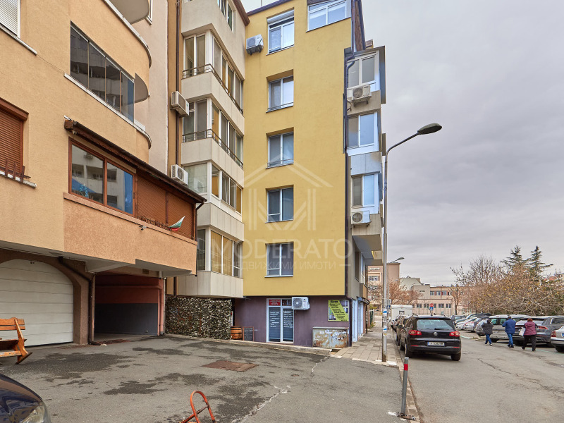 Продава  2-стаен град Бургас , Лазур , 67 кв.м | 81367852 - изображение [16]