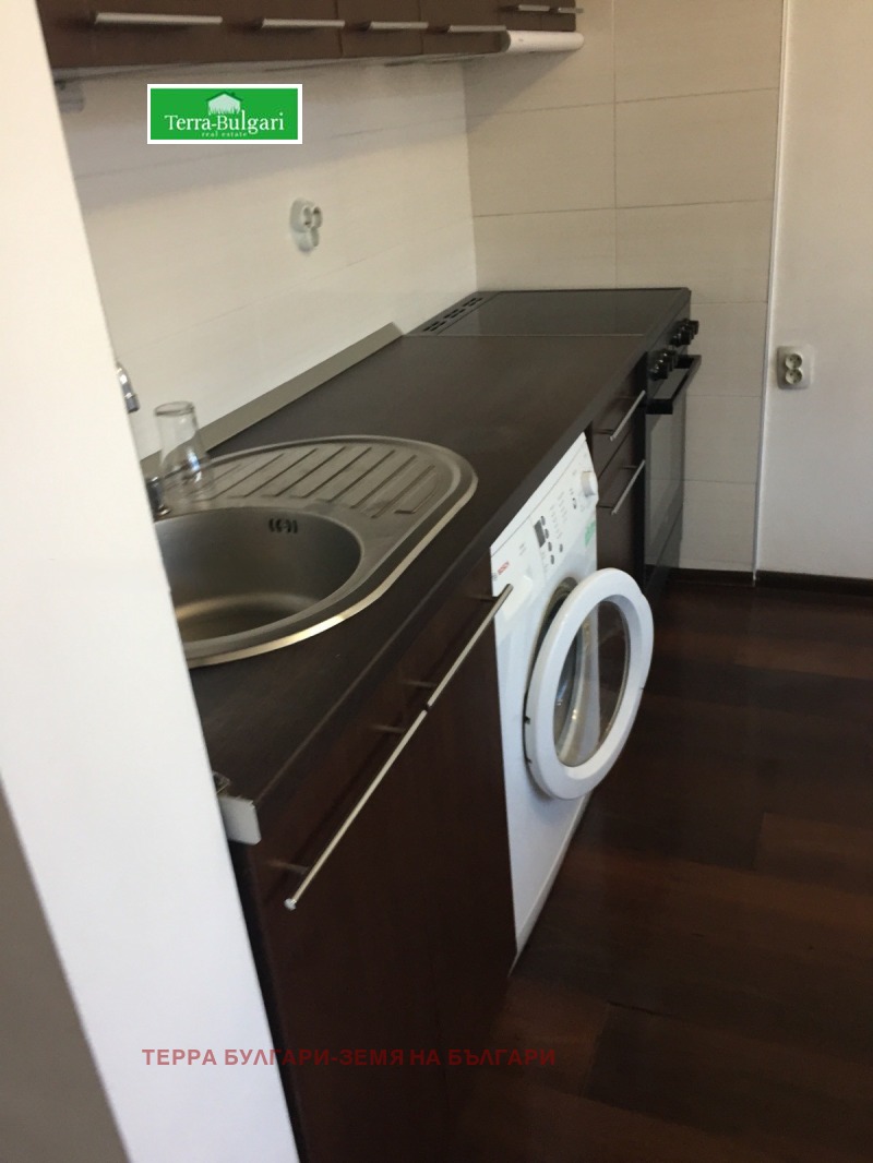 Продава  2-стаен град Перник , Център , 67 кв.м | 99428106 - изображение [2]