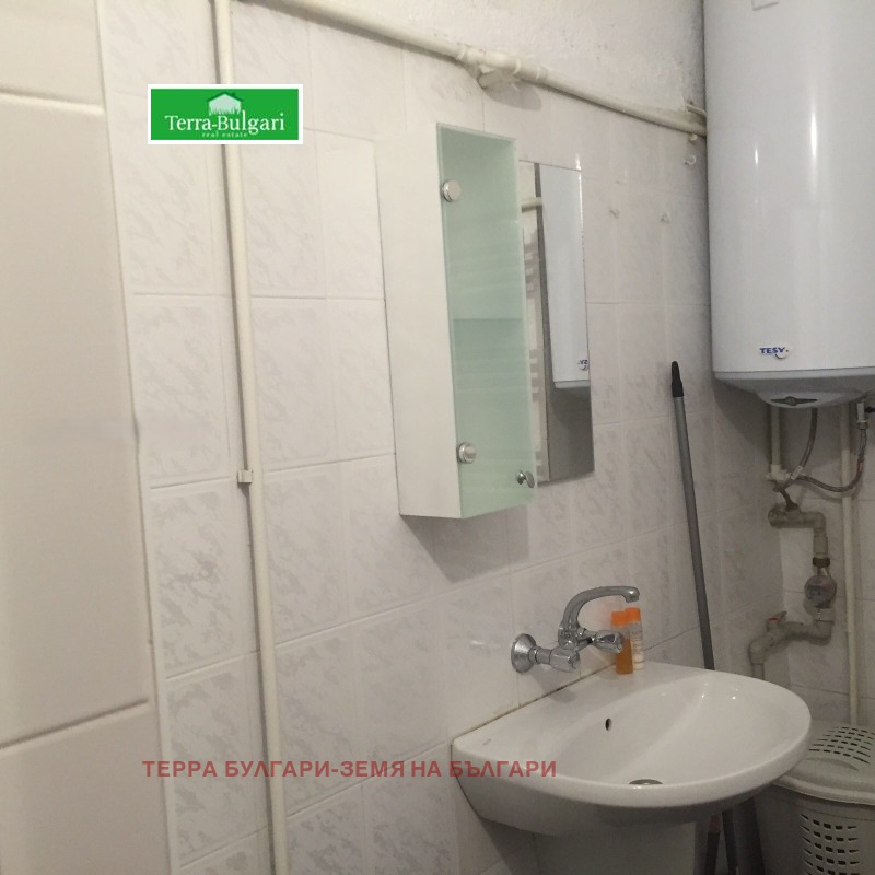 Продава  2-стаен град Перник , Център , 67 кв.м | 99428106 - изображение [11]