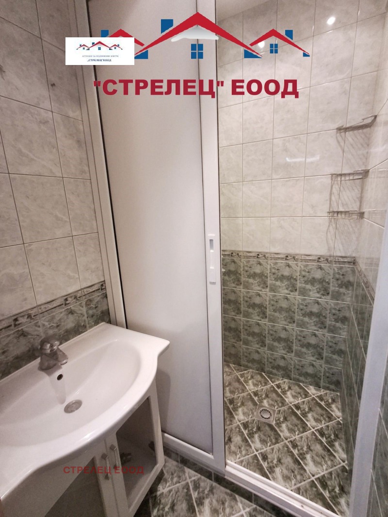 Продава  3-стаен град Добрич , Дружба 2 , 87 кв.м | 50814625 - изображение [13]