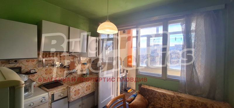 Продава 3-СТАЕН, гр. Пловдив, Кършияка, снимка 2 - Апартаменти - 53275500