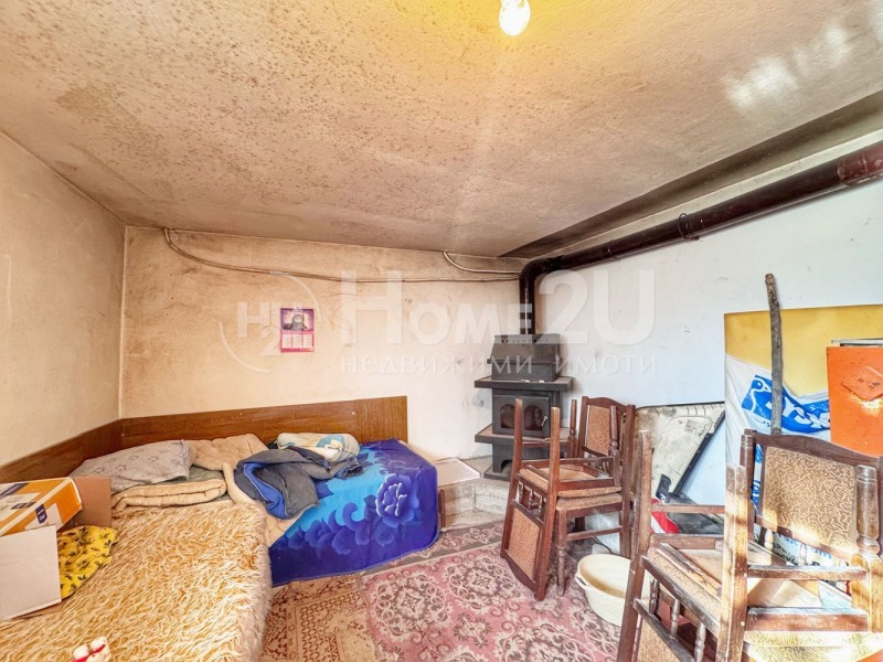 Продава КЪЩА, с. Маноле, област Пловдив, снимка 10 - Къщи - 52910459