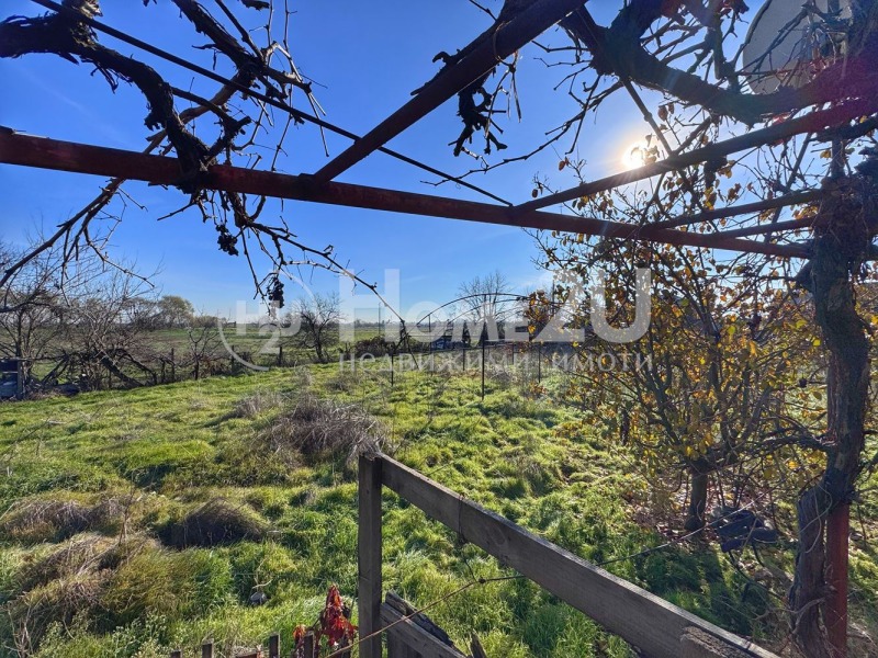 Продава КЪЩА, с. Маноле, област Пловдив, снимка 2 - Къщи - 52910459