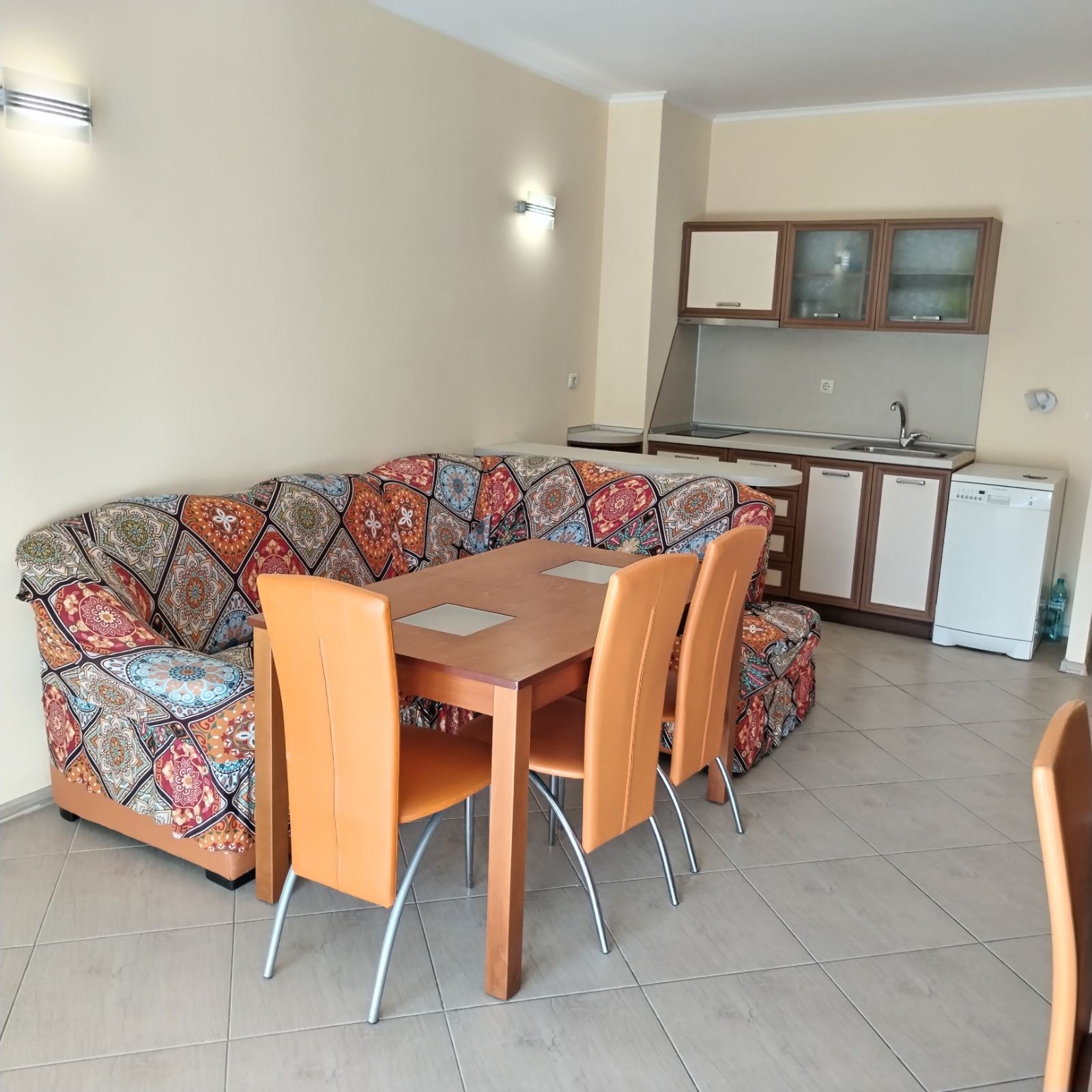 Продава 2-СТАЕН, гр. Варна, област Варна, снимка 2 - Апартаменти - 53934688