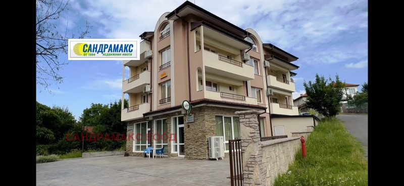 Продава ХОТЕЛ в област Хасково, с. Минерални бани - 697 кв.м / При запитване, САНДРАМАКС ЕООД