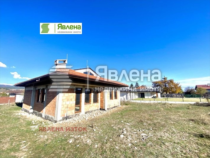 In vendita  Casa regione Sofia , Rajovo , 126 mq | 96073692