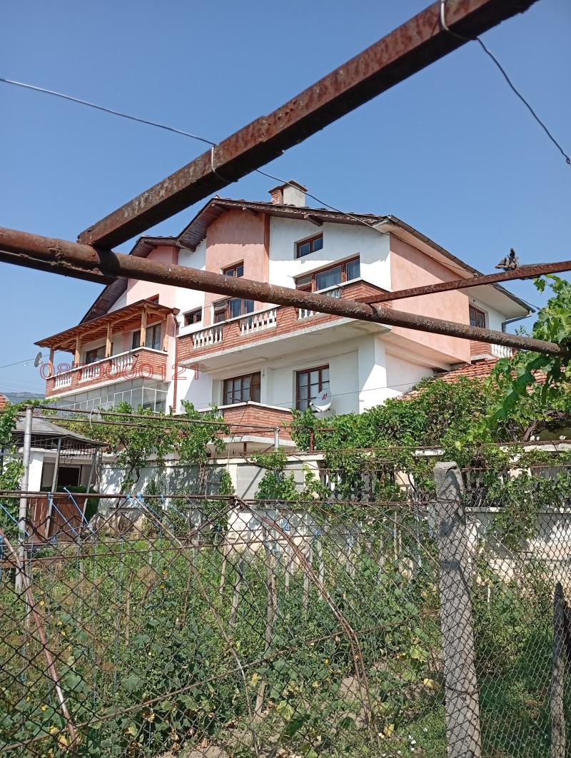 Продава КЪЩА, с. Копривлен, област Благоевград