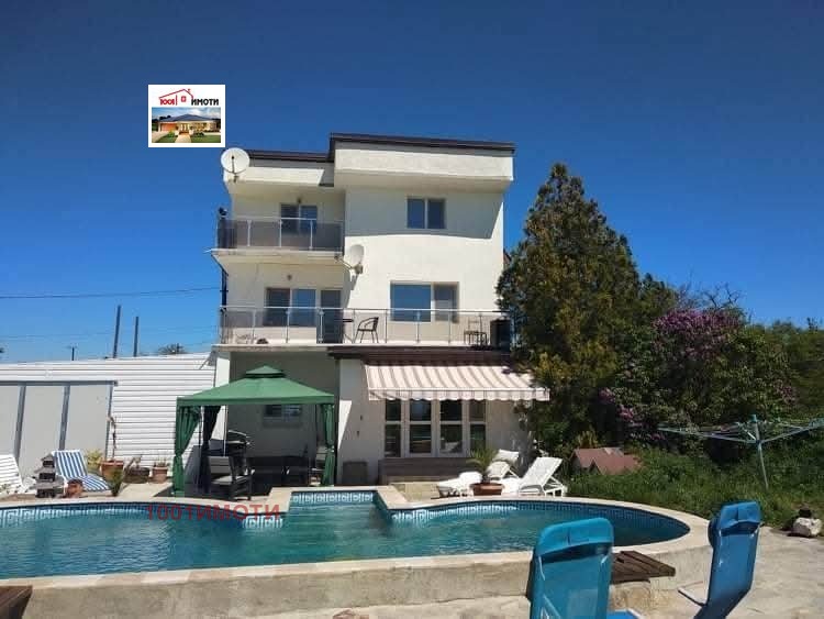 Продава КЪЩА, с. Топола, област Добрич