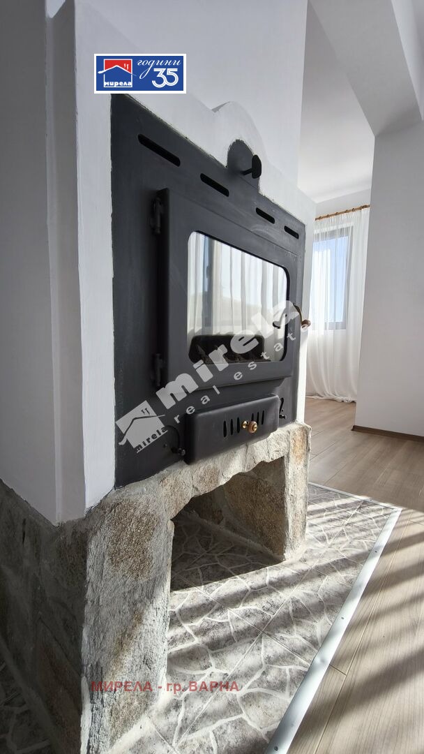 Продава КЪЩА, с. Църква, област Добрич, снимка 9 - Къщи - 54452486