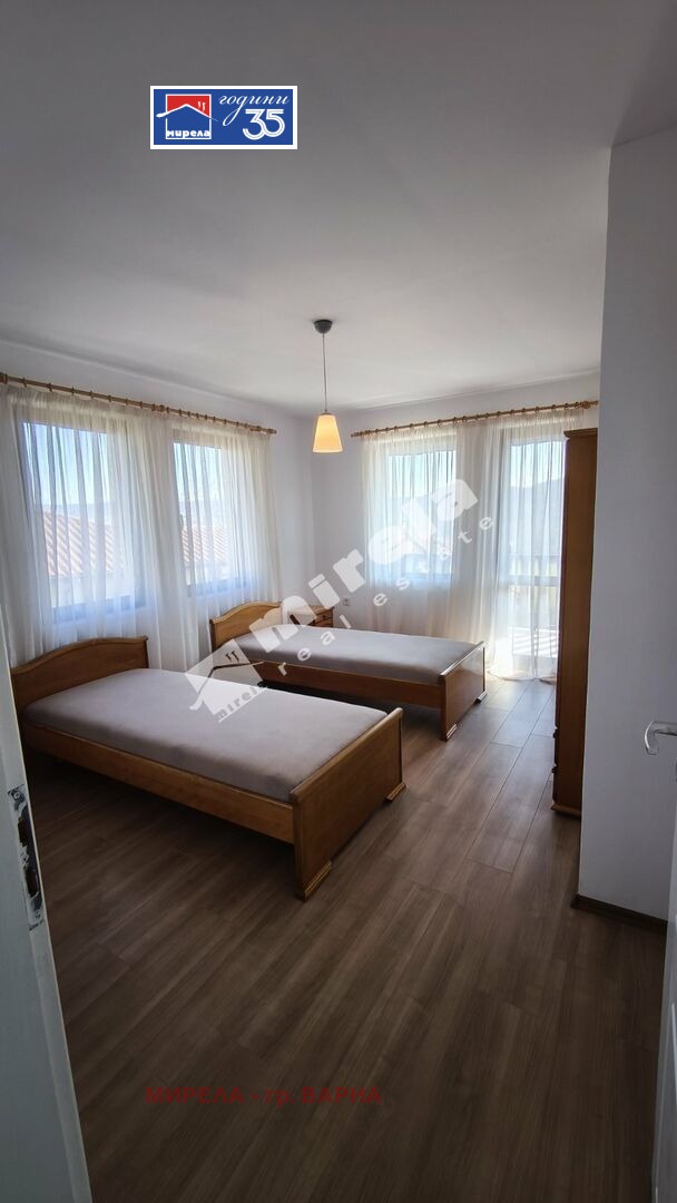 Продава КЪЩА, с. Църква, област Добрич, снимка 6 - Къщи - 54452486