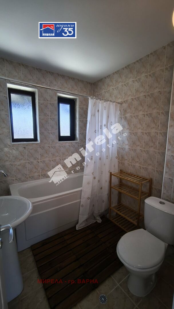 Продава КЪЩА, с. Църква, област Добрич, снимка 13 - Къщи - 54452486