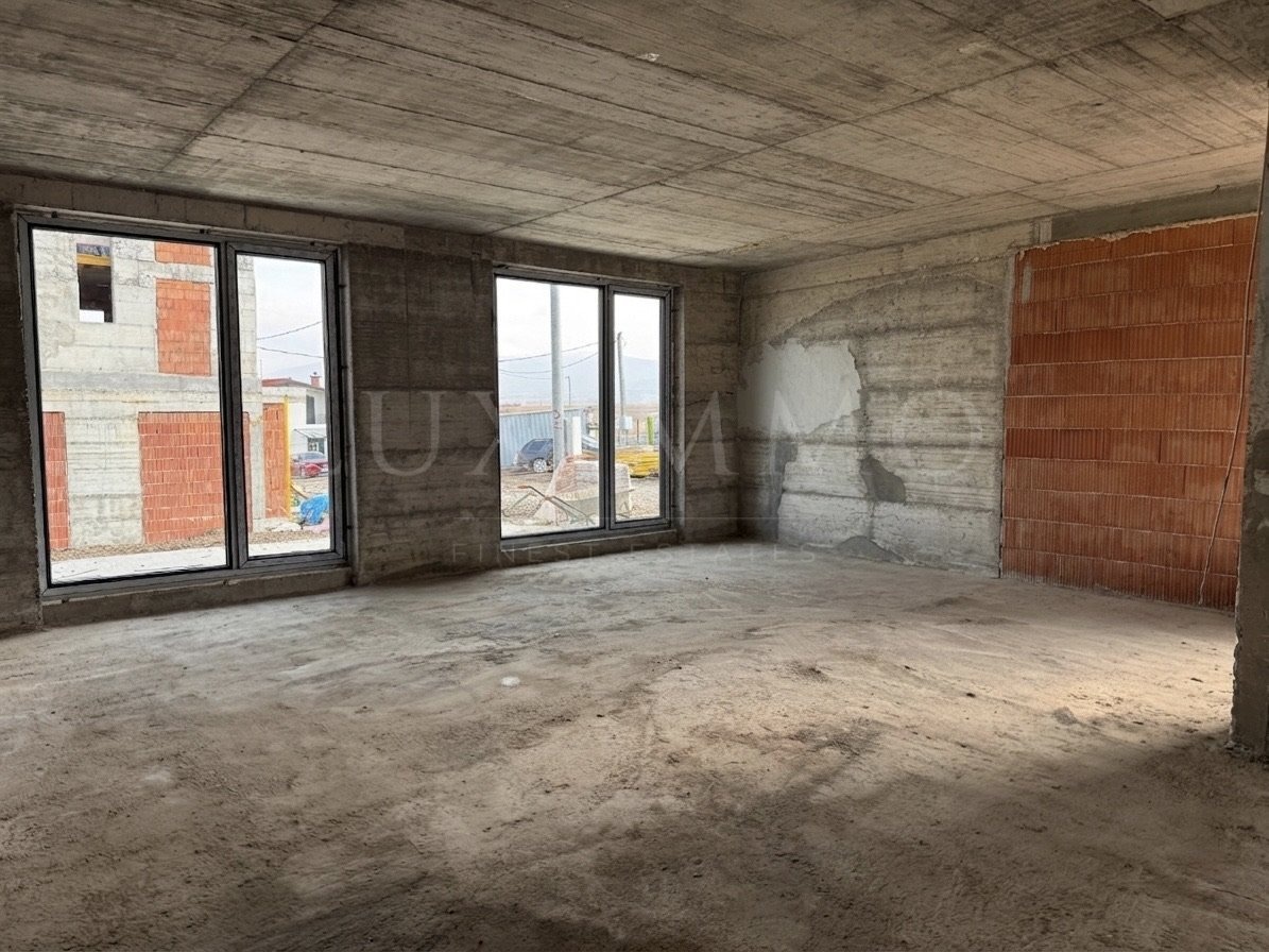 Продава КЪЩА, с. Гурмазово, област София област, снимка 2 - Къщи - 53431769