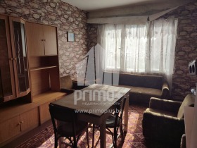 1 Schlafzimmer Twardi liwadi, Pernik 1