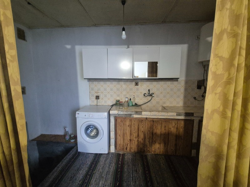 Продава КЪЩА, с. Морава, област Велико Търново, снимка 8 - Къщи - 53021615