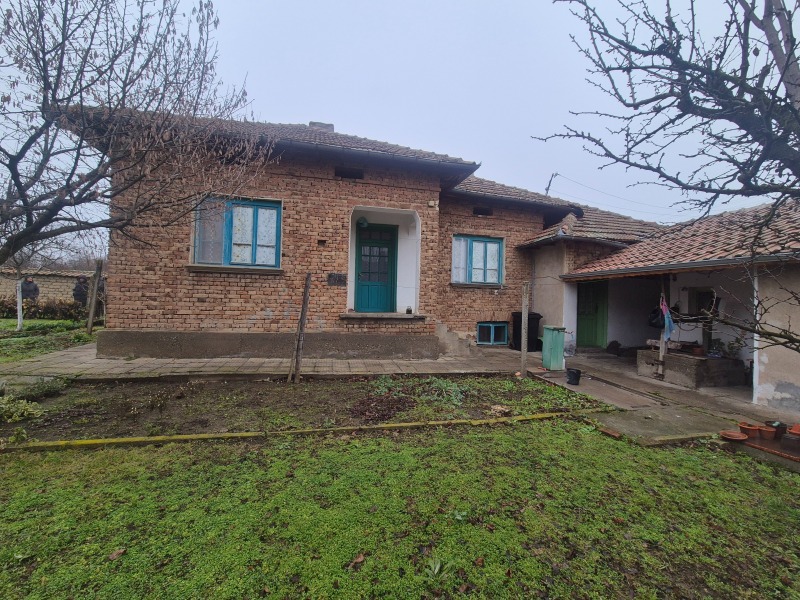 Продава КЪЩА, с. Морава, област Велико Търново