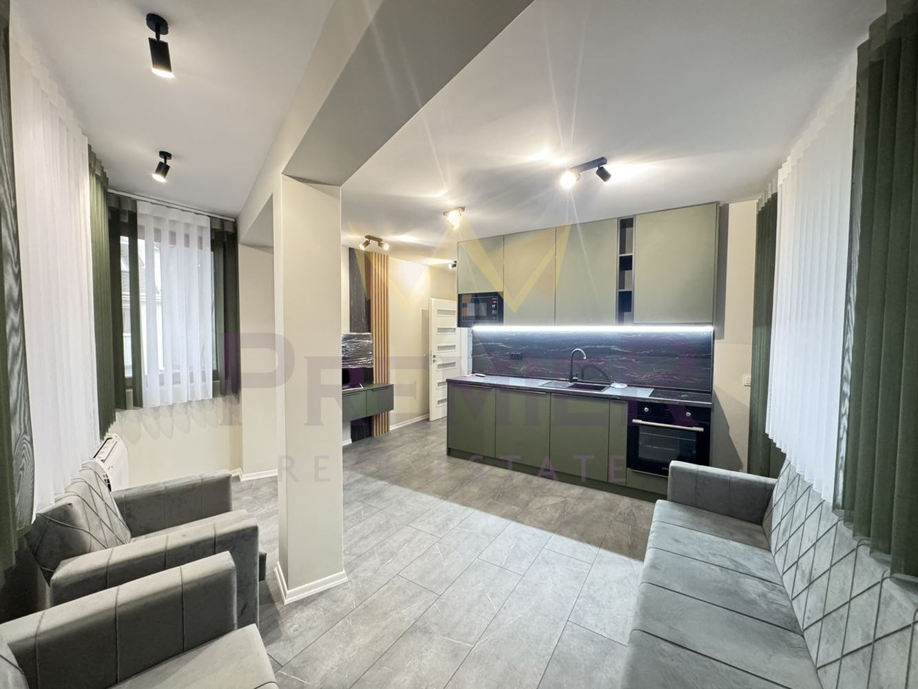 Продава 2-СТАЕН, гр. Варна, Бриз, снимка 3 - Апартаменти - 55257739