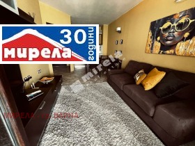 1 chambre k.k. Zlatni pyasatsi, Varna