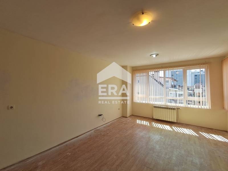 À venda  2 quartos Varna , Vazrajdane 2 , 90 m² | 76471508 - imagem [2]