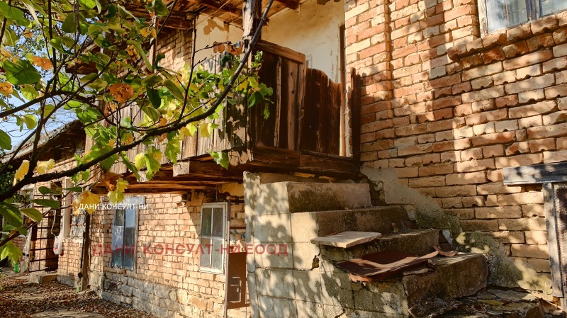 Продава  Къща област Велико Търново , с. Масларево , 150 кв.м | 79669057 - изображение [6]