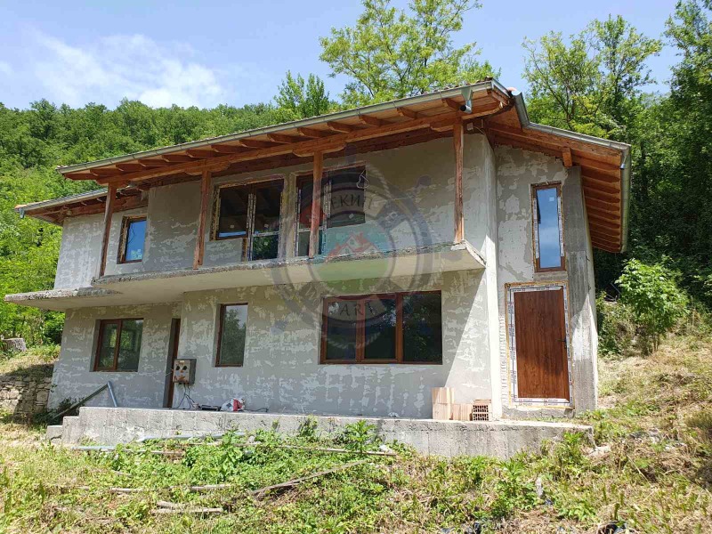 En venta  Casa región Veliko Tarnovo , Elena , 194 metros cuadrados | 54365106