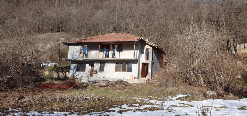 Te koop  Huis regio Veliko Tarnovo , Elena , 194 m² | 54365106 - afbeelding [3]