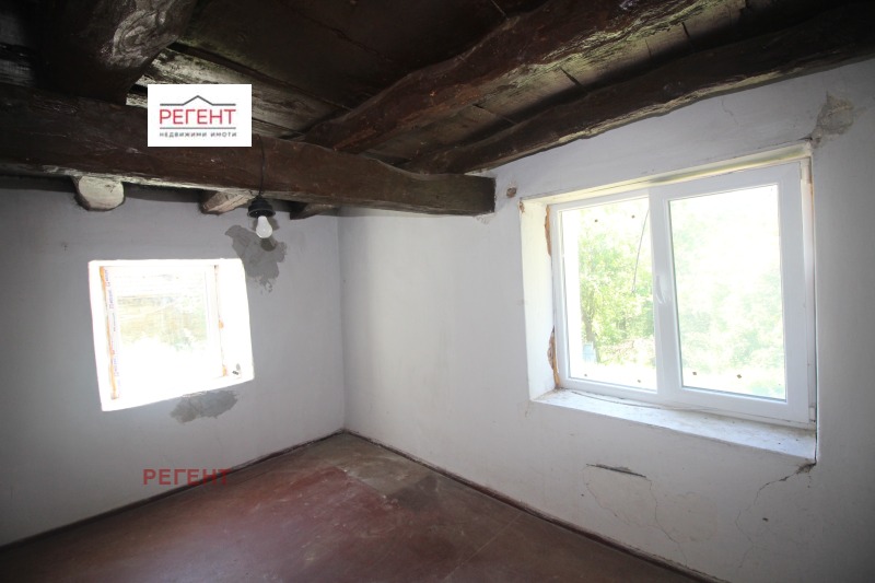 Продава  Къща област Велико Търново , с. Янтра , 120 кв.м | 20260132 - изображение [4]